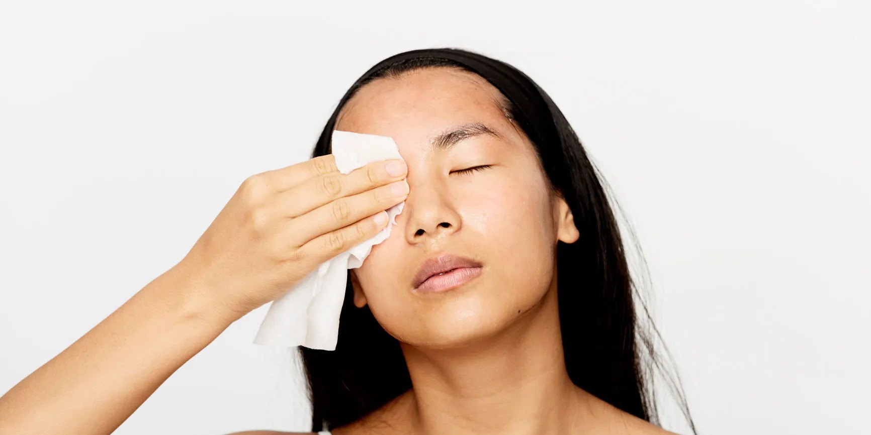Face Wipes for Different Skin Types: A Comprehensive Guide